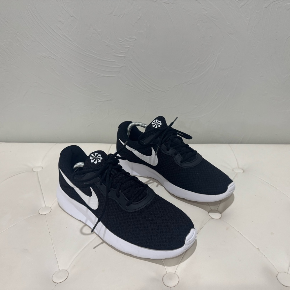 Nike Black and White Athletic Shoes